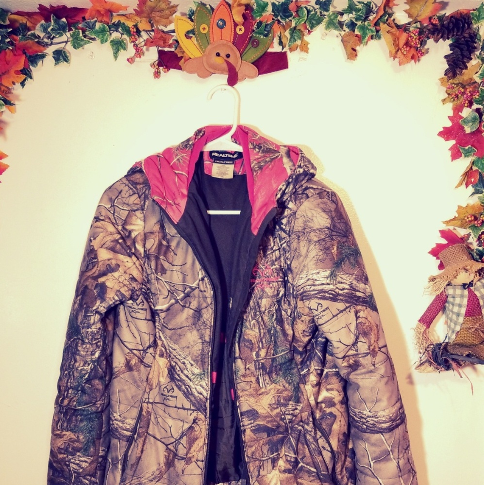 NEW Realtree Camo Jacket